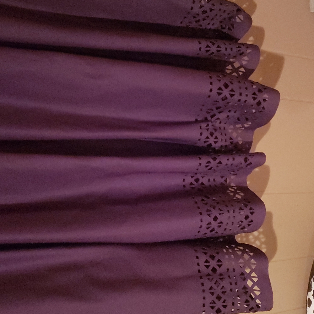 Dress - Picture 3 of 6
